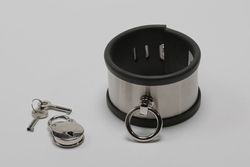 Bracelet/Handcuff or Footcuff with ring, rubber inside